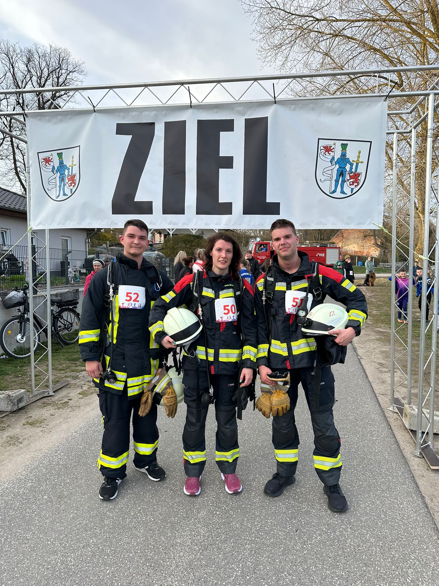 Unsere Galerie Zeichen für die Sportlichkeit unserer Kameraden der Feuerwehrn Schwedt/Oder, Kunow und Berkholz-Meyenburg beim Stadtlauf in Gartz(Oder)